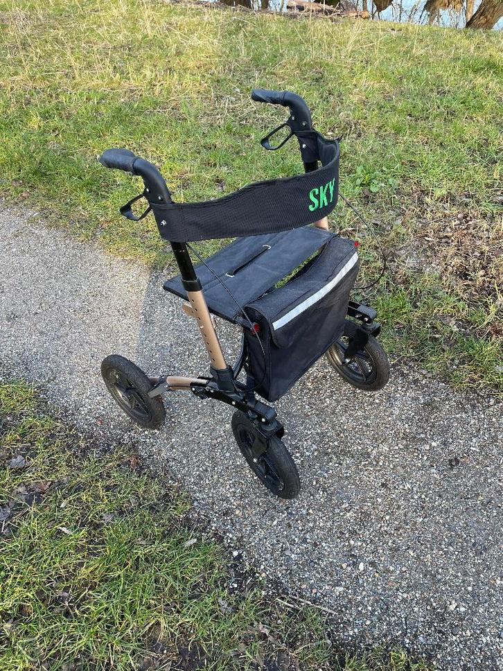Sky rollator, Diversen, Rollators, Zo goed als nieuw, Opvouwbaar, Ophalen of Verzenden