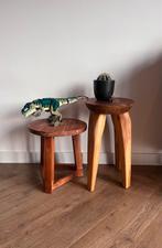 2x Bijzet/Plantentafel, Minder dan 55 cm, Rond, Ophalen of Verzenden, Zo goed als nieuw