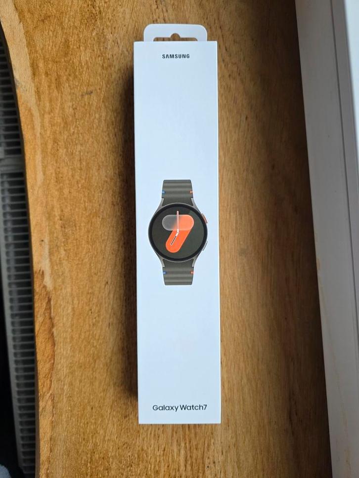 Nieuwe Samsung Galaxy Watch7 40mm LTE - Groen, Sieraden, Tassen en Uiterlijk, Smartwatches, Nieuw, Android, Groen, Afstand, Calorieverbanding