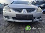 Voorbumper van een Mitsubishi Lancer, Gebruikt, -, -, Ophalen of Verzenden