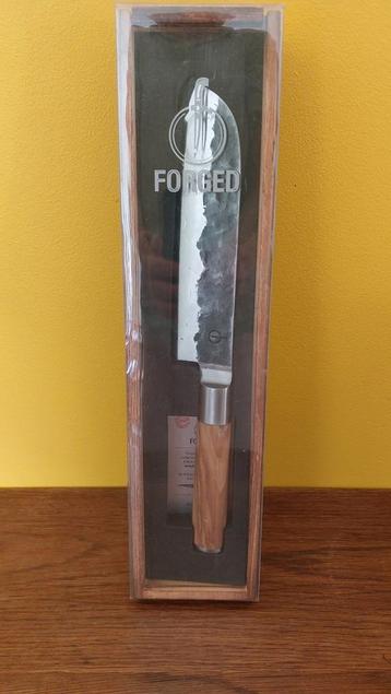 NIEUW: Forged Olive Santoku Knife 18 cm, Japans mes beschikbaar voor biedingen
