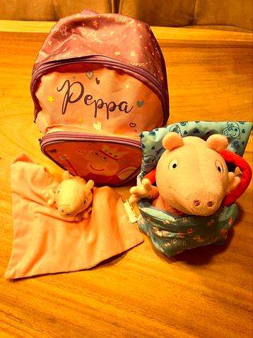 Peppa Pig knuffel + rugzak beschikbaar voor biedingen