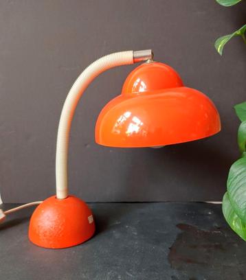 Vintage bureaulamp van het Duitse merk Temde. beschikbaar voor biedingen