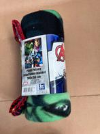 Disney Marvel plaid 100x150cm, Verzamelen, Disney, Ophalen of Verzenden, Overige figuren, Nieuw, Kleding of Textiel