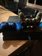 Playstation 4 + 3 Controllers + GTA 5, Ophalen, Met games, Zo goed als nieuw, Original