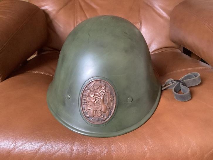 Ned Helm m33 en meer toebehoren., Verzamelen, Militaria | Tweede Wereldoorlog, Landmacht, Helm of Baret, Nederland, Ophalen of Verzenden