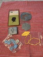 Pakket snijmallen diverse merken scrapbook kaarten maken, Ophalen of Verzenden, Zo goed als nieuw, Overige thema's, Overige typen