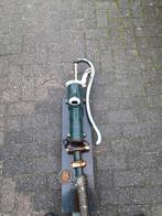 oude hand waterpomp voor de sier of onderdelen, Tuin en Terras, Ophalen, Gebruikt, Handmatig