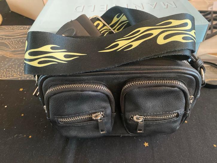 Breshka schoudertas met opvallende band, Motoren, Accessoires | Koffers en Tassen, Zo goed als nieuw, Ophalen of Verzenden