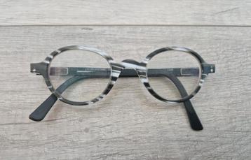 Bril montuur frame jan des bouvrie mod zwart wit italy 9571 beschikbaar voor biedingen