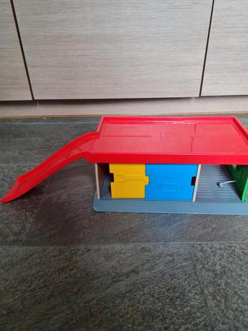 Autogarage met Tankstation & Schuifdeuren beschikbaar voor biedingen