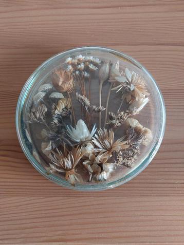 Vintage glaswerk droogbloemen (om op te hangen) beschikbaar voor biedingen