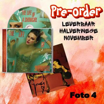 Taylor Swift Life of a Showgirl Signed CD Foto 4 gesigneerd beschikbaar voor biedingen