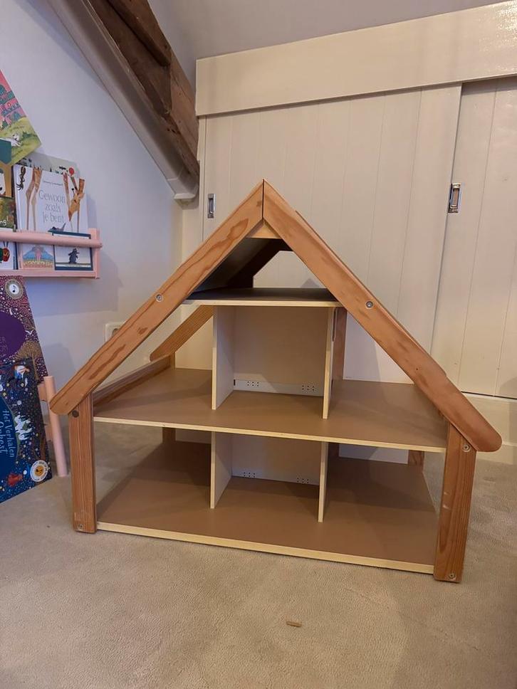 Houten poppenhuis – design – Bodo Henning – met inrichting, Kinderen en Baby's, Speelgoed | Poppenhuizen, Gebruikt, Poppenhuis