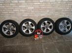 Winterbanden met velgen en sneeuwkettingen (hyundai i40), Auto-onderdelen, Banden en Velgen, Ophalen, Gebruikt