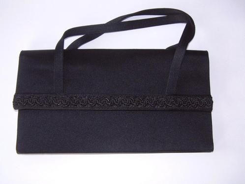 keurig uitziend vintage zwart avondtasje tas, Sieraden, Tassen en Uiterlijk, Tassen | Damestassen, Avondtasje, Zwart, Ophalen of Verzenden