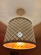 IKEA Nymo lamp, wit met goudkleurige binnenkant, Ophalen of Verzenden, Zo goed als nieuw, Stof, Minder dan 50 cm