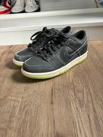 Nike dunk, Jongen of Meisje, Schoenen, Ophalen of Verzenden, Zo goed als nieuw