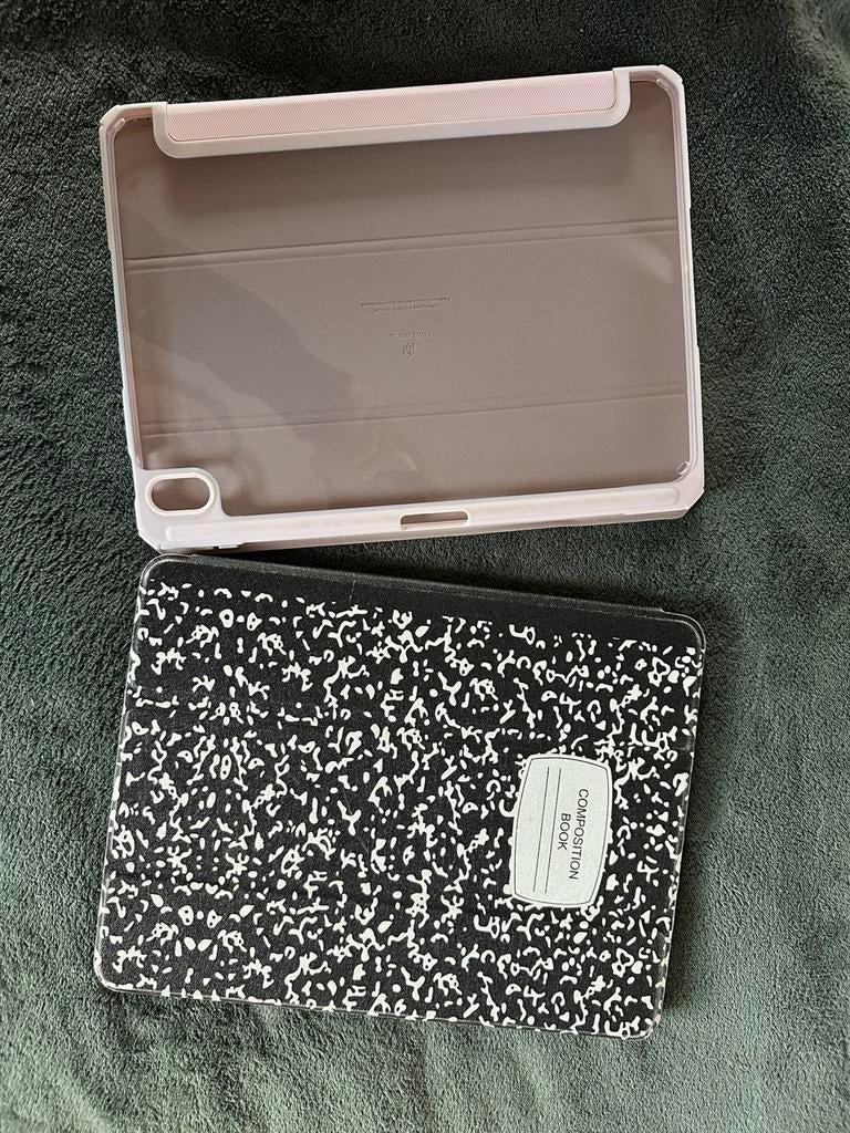 2 Magnetische iPad 5 Hoes –Roze (Nieuw) + Notitieboek Stijl, Ophalen of Verzenden, Zo goed als nieuw, 10 inch, Bescherming voor- en achterkant