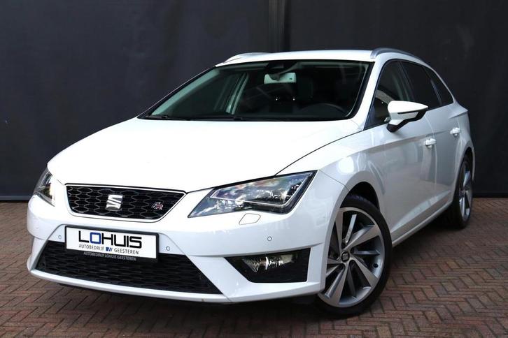 Seat LEON ST 1.8 TSI FR Trekhaak | Sportuitlaat | ACC, Auto's, Seat, Bedrijf, Te koop, Leon, ABS, Achteruitrijcamera, Airbags