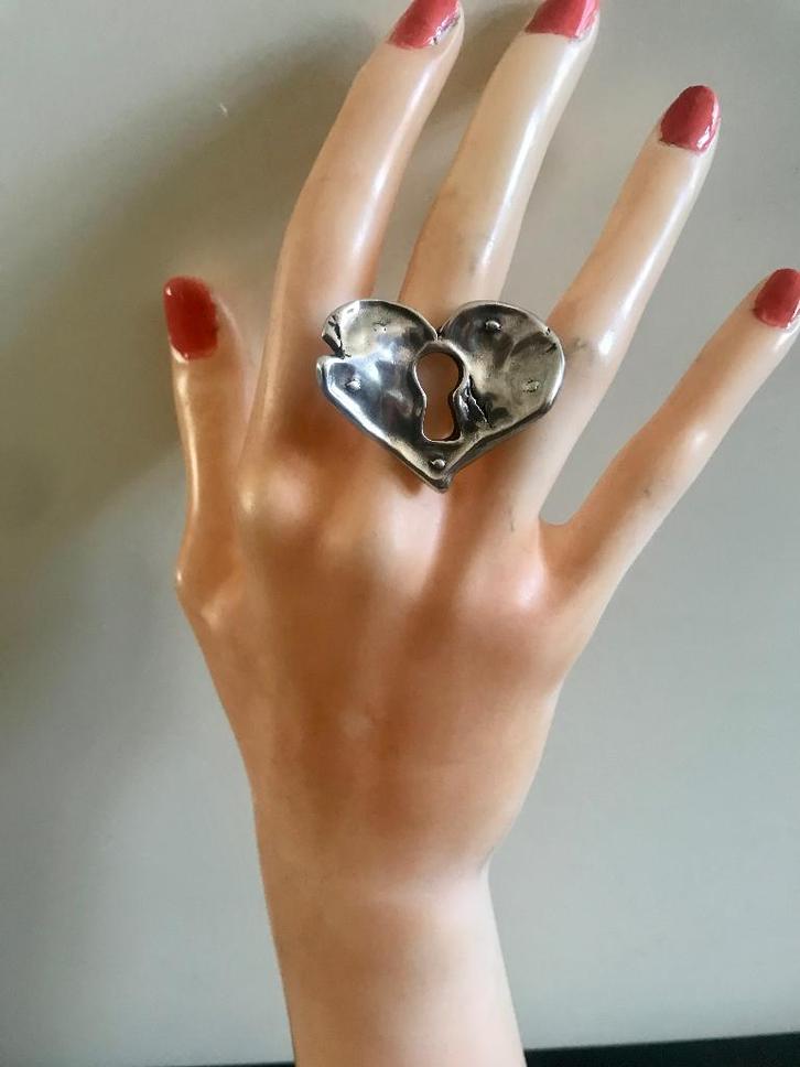 Uno de 50 ring (67) (159,- = 67,50) 18/58 key hole heart, Sieraden, Tassen en Uiterlijk, Ringen, Nieuw, Dame of Heer, 18 tot 19