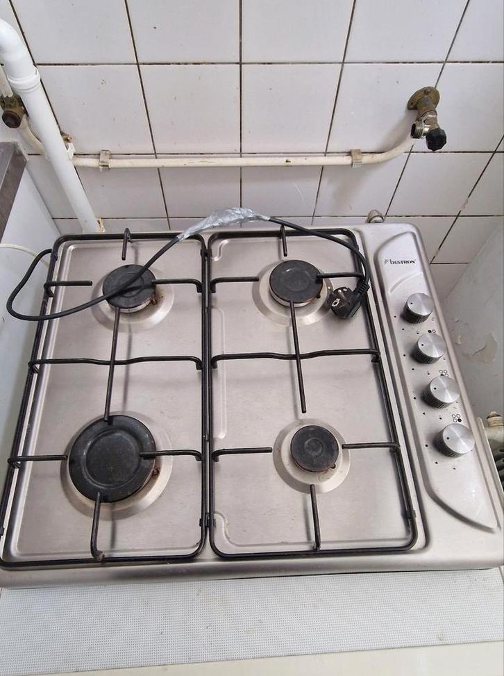 Gasfornuis - Betrouwbaar en functioneel, Witgoed en Apparatuur, Fornuizen, Gebruikt, Vrijstaand, Gas, 4 kookzones, Minder dan 85 cm