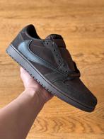 Travis Scott Nike Air Jordan Low Velvet Brown NIEUW!, Bruin, Nieuw, Ophalen of Verzenden, Sneakers of Gympen