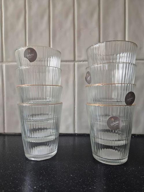 8 glazen 300ml ribbel met gouden rand, Huis en Inrichting, Keuken | Servies, Zo goed als nieuw, Glas of Glazen, Overige stijlen