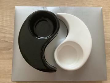Waxinelichthouders Yin en Yang beschikbaar voor biedingen