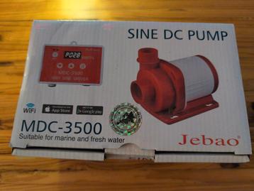 Nieuwe pomp gekocht voor een project maar nooit gebruikt.  beschikbaar voor biedingen