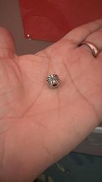 Pandora charm clip, Sieraden, Tassen en Uiterlijk, Bedels, Gebruikt, Pandora, Ophalen of Verzenden, 1 bedel