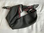 Klassieke zijdensjaal, Kleding | Dames, Mutsen, Sjaals en Handschoenen, Maat 38/40 (M), Ophalen of Verzenden, Sjaal, Onbekend