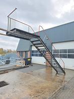 Stalen trap met bordes hoog 3,15mtr. Nob185, Ophalen of Verzenden, Zo goed als nieuw, 2 tot 4 meter