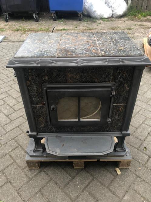 Opknapper Houtkachel Altech Gebruikt Speksteenkachel, Huis en Inrichting, Kachels, Gebruikt, Vrijstaand, Houtkachel, Hout, Ophalen