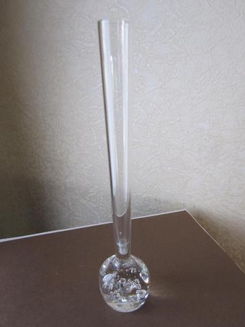 Kosta Boda glass Bud vaasje -spijker vaasje  - Bubbles base beschikbaar voor biedingen