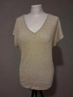 M studio anneloes v hals shirt goudkleurig, Kleding | Dames, Maat 38/40 (M), Ophalen of Verzenden, Zo goed als nieuw, Korte mouw