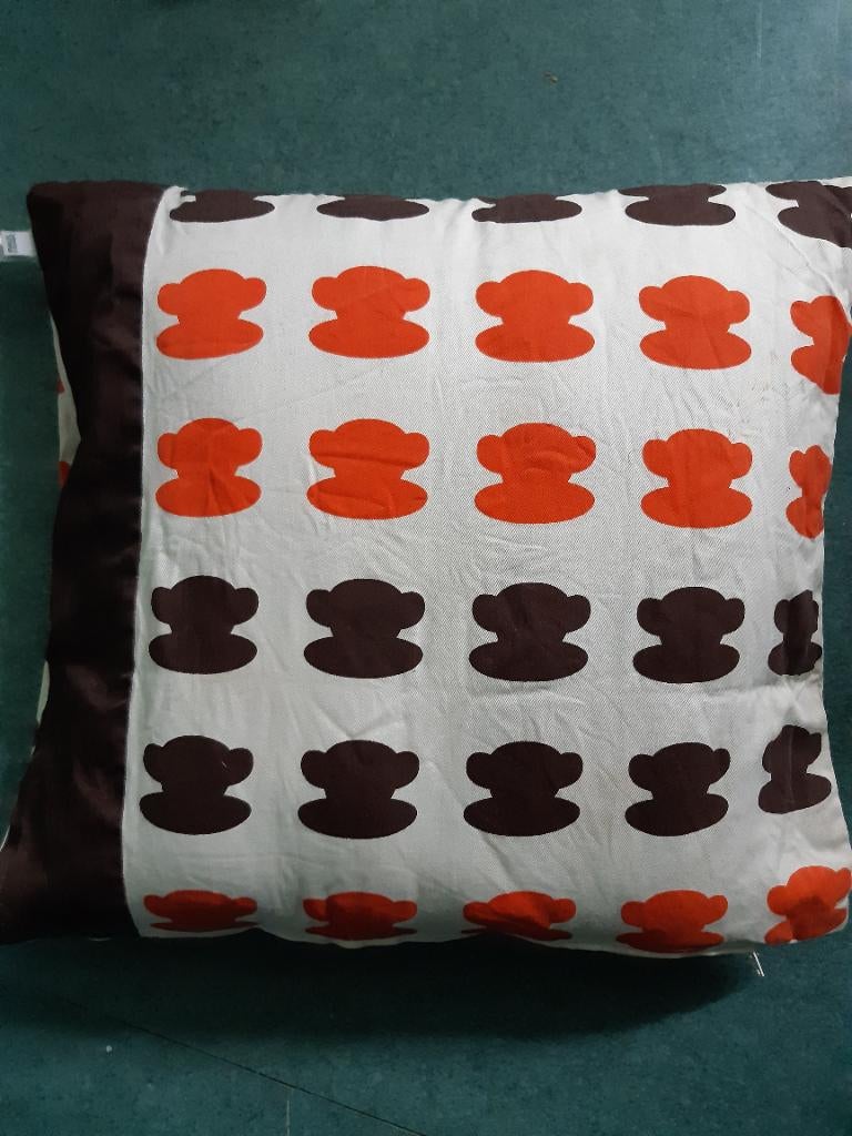 Paul frank kussen, Ophalen of Verzenden, Zo goed als nieuw, Vierkant