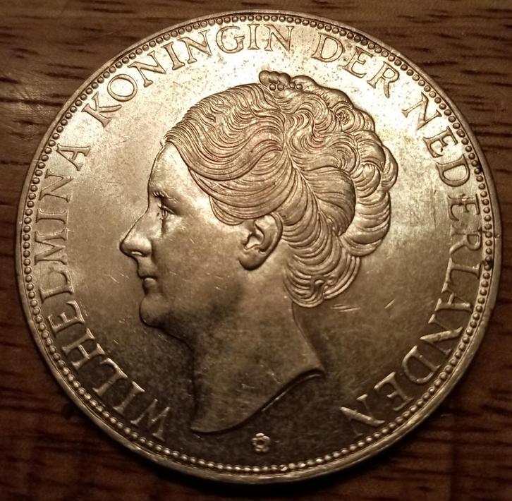 Zilveren rijksdaalder koningin wilhemina 1933 grof haar UNC, Postzegels en Munten, Munten | Nederland, Losse munt, 2½ gulden, Koningin Wilhelmina