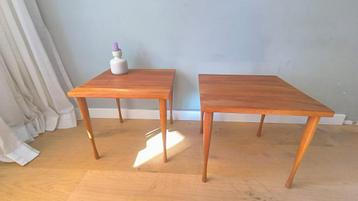 2x Deens design teakhout bijzettafels, Hans C.Andersen,1950 beschikbaar voor biedingen