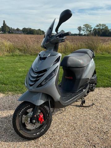 Piaggio zip 4t 2018 beschikbaar voor biedingen