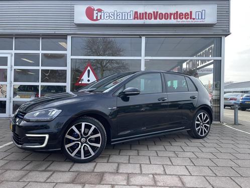 Volkswagen Golf 1.4 TSI GTE DSG / Groot Navi / Trekhaak / Cr, Auto's, Volkswagen, Bedrijf, Te koop, Golf, ABS, Airbags, Airconditioning