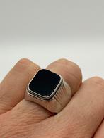 Z855 Prachtige zilveren onyx ring maat 19, Ophalen of Verzenden, Zilver, Ring, Met edelsteen