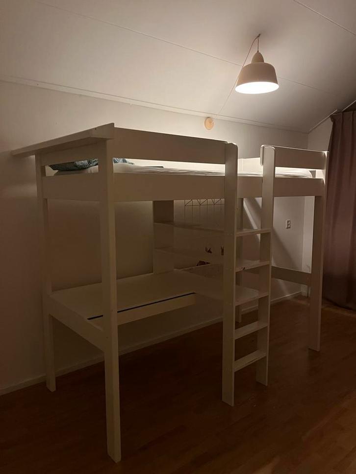 Nous Kids Hoogslaper met Bureau + IKEA Matras, Huis en Inrichting, Slaapkamer | Stapelbedden en Hoogslapers, Gebruikt, Hoogslaper