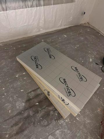 Recticel Isolatie 8cm - 3 Platen beschikbaar voor biedingen