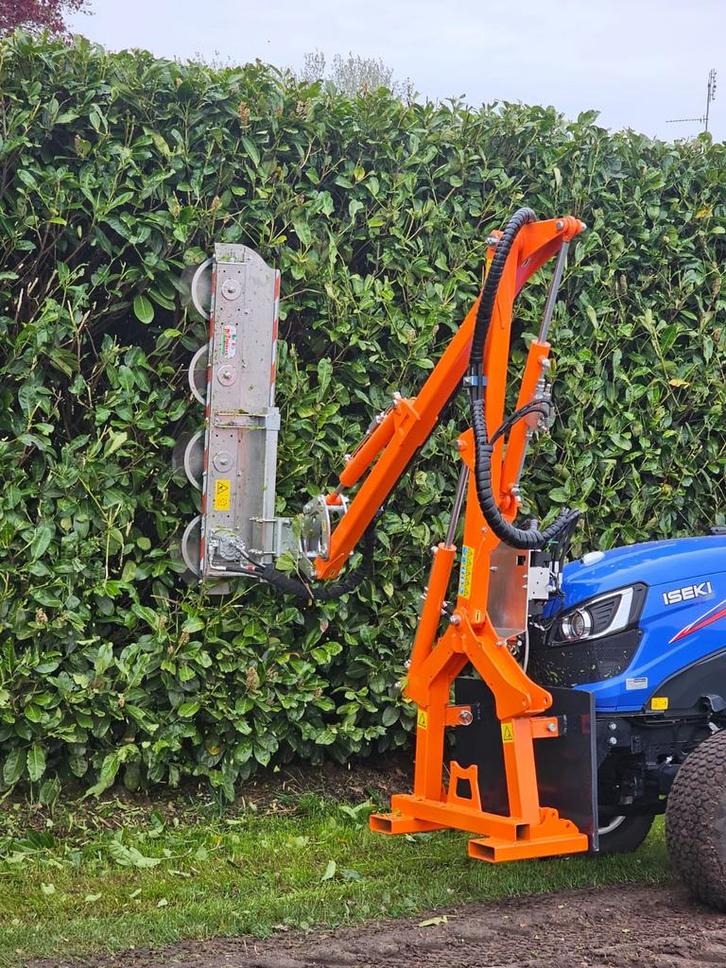 Gazon en weide inzaaien/ frezen enz., Diensten en Vakmensen, Tuinmannen en Stratenmakers, Tuin- of Vijveraanleg, Tuinonderhoud of Snoeiwerk