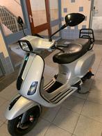 Vespa s 4t, Fietsen en Brommers, Scooters | Vespa, Ophalen, Gebruikt, Benzine, Maximaal 25 km/u