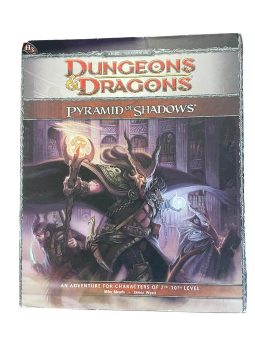 Dungeons and Dragons 4th Edition Pyramid of Shadows, Hobby en Vrije tijd, Wargaming, Zo goed als nieuw, Overige soorten, Boek of Catalogus