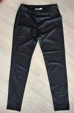 Leatherlook legging “ Enjoy”, mt M, Kleding | Dames, Leggings, Maillots en Panty's, Ophalen of Verzenden, Gedragen, Zwart, Legging