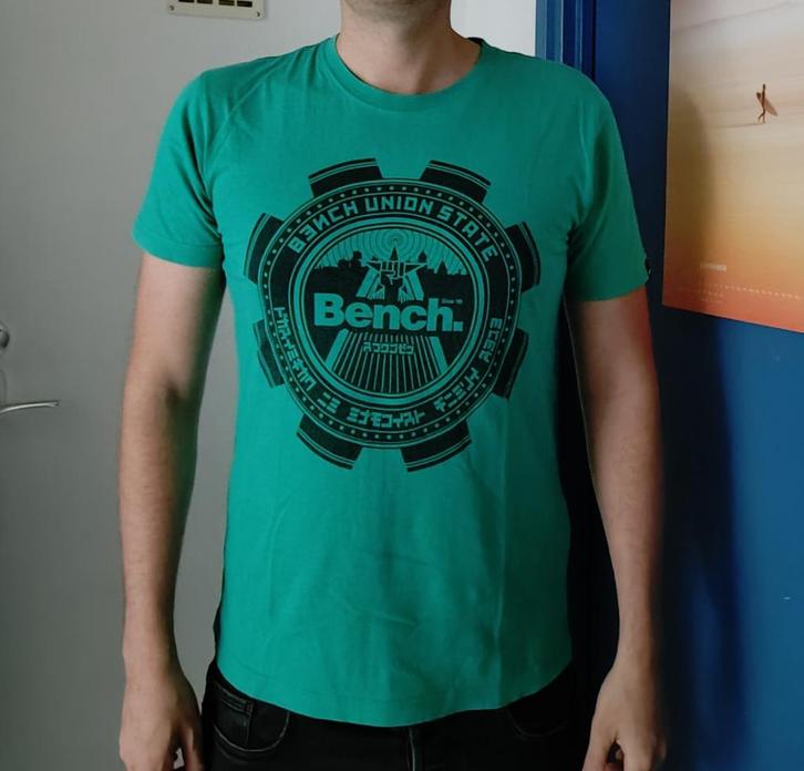 Bench T-Shirt Bright Teal/Turquoise Maat M Bench Union State, Kleding | Heren, T-shirts, Gedragen, Maat 48/50 (M), Groen, Ophalen of Verzenden