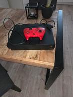 Xbox One X + 1 Controller, Spelcomputers en Games, Spelcomputers | Xbox One, Ophalen, Gebruikt, Met 1 controller, Xbox One X